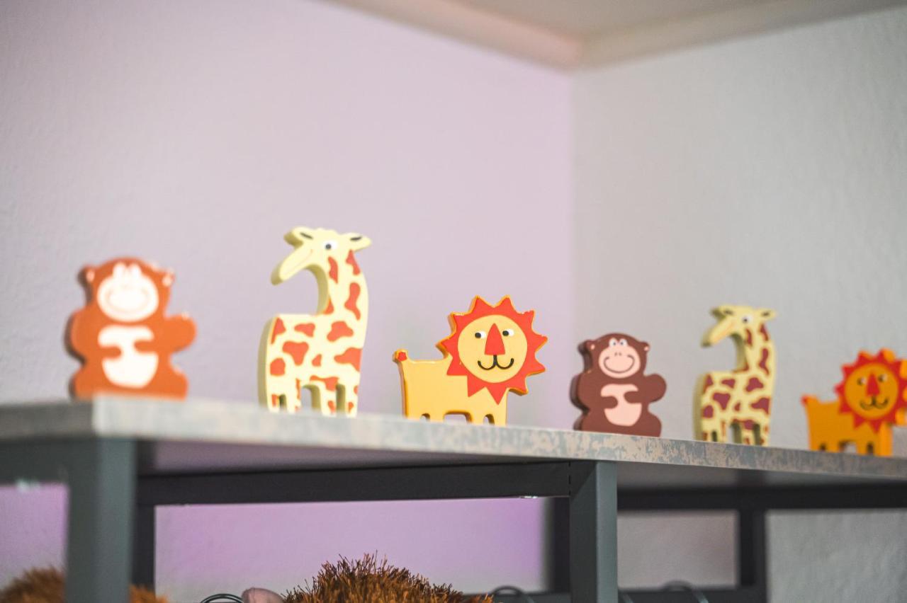 Das Crazy Monkey Loft Mit 100Qm & Summerlounge Daire Stuttgart Dış mekan fotoğraf